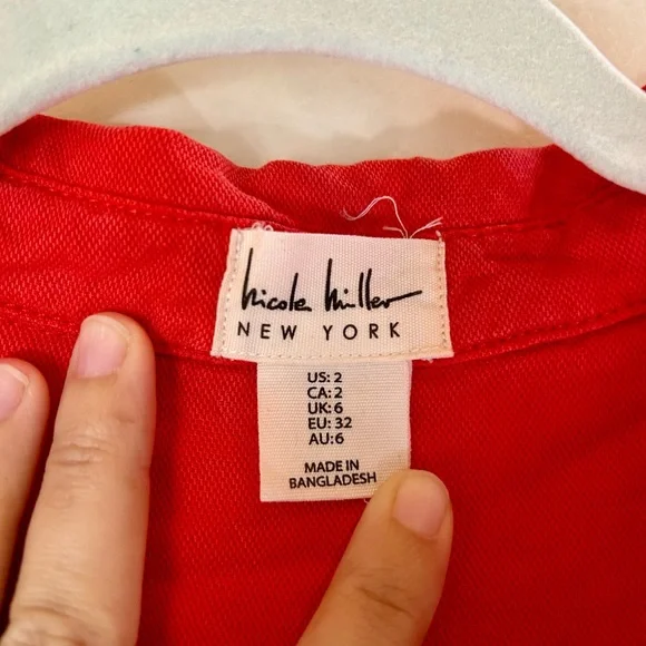 Nicole Miller New York Red Button-Front Romper – Size 2 - Picture 6 of 7